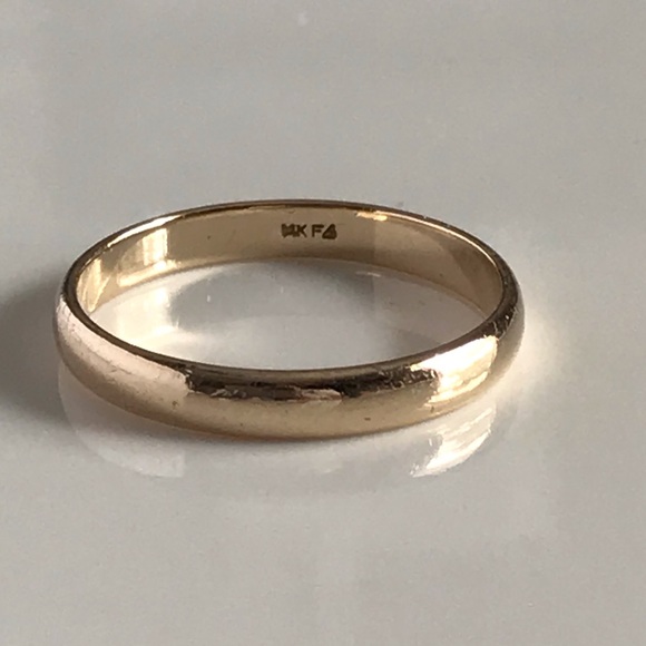 Vintage Jewelry - 14k Yellow Gold Wedding Band Real Gold